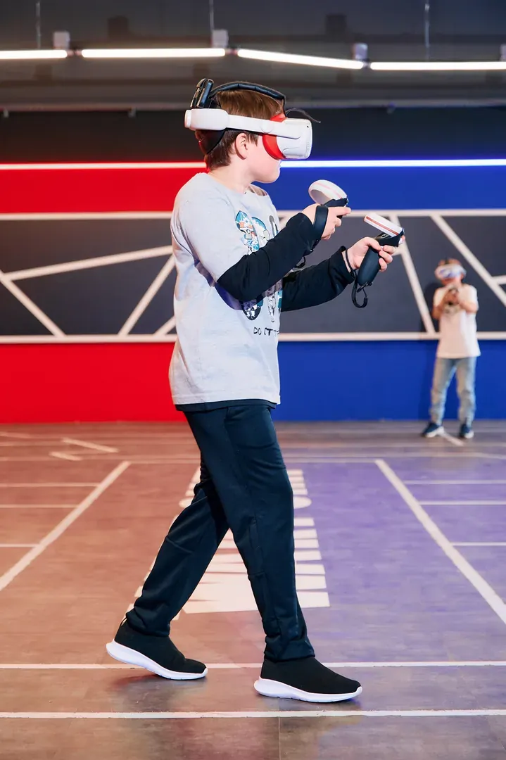Bronze-Paket Kindergeburtstag VR-Arena 1 Berlin – bis 25 Kinder